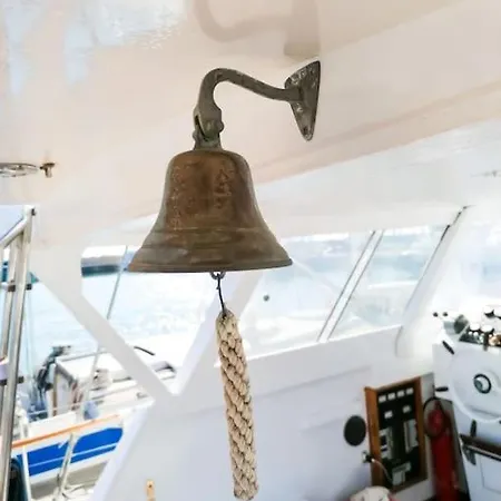 Botel Salvador Bahia Boat And Breakfast *