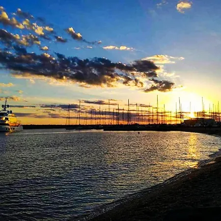 Botel Salvador Bahia Boat And Breakfast