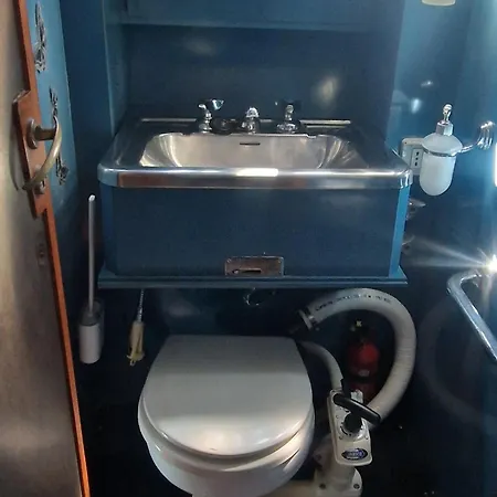 Bateau-hôtel Salvador Bahia Boat And Breakfast Ostie