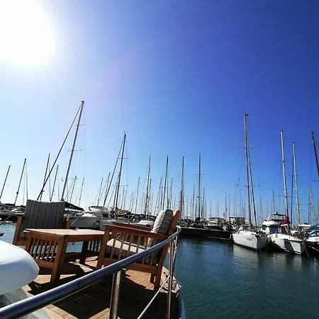 Salvador Bahia Boat And Breakfast Botel *