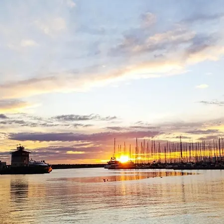 Salvador Bahia Boat And Breakfast Botel