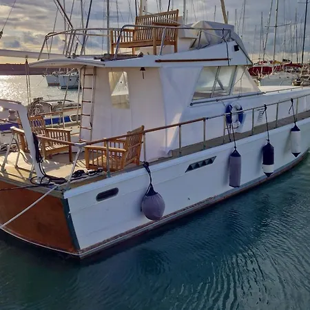 Salvador Bahia Boat And Breakfast Botel Lido di Ostia
